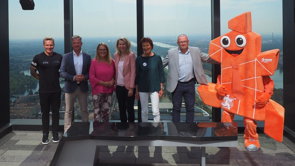 R. Daucher, S. Zabranksy, U. Königsberger-Ludwig, A. Gruber, V. Kerres, G. Wehr (v.l.) (c) Business Run