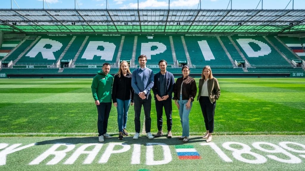(c) (v.l.n.r.) Steffen Hofmann, Elisabeth Overbeeke, Friedrich Ludwig, Paul Nimmerfall, Catharina Ahmadi und Daniela Bauer. | (c) SK Rapid | Ruschka