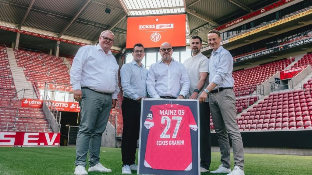 Von links nach rechts: David Schössler (Direktor B2B Mainz 05), Christian Gösmann (Director Out of Home Eckes-Granini Deutschland), Guy Tiebackx (Geschäftsführer Eckes-Granini Deutschland), Paul Ramser (Director Marketing Eckes-Granini Deutschland), Henrik Tewes (Associate Director Infront Mainz 05). | (c) FSV Mainz 05